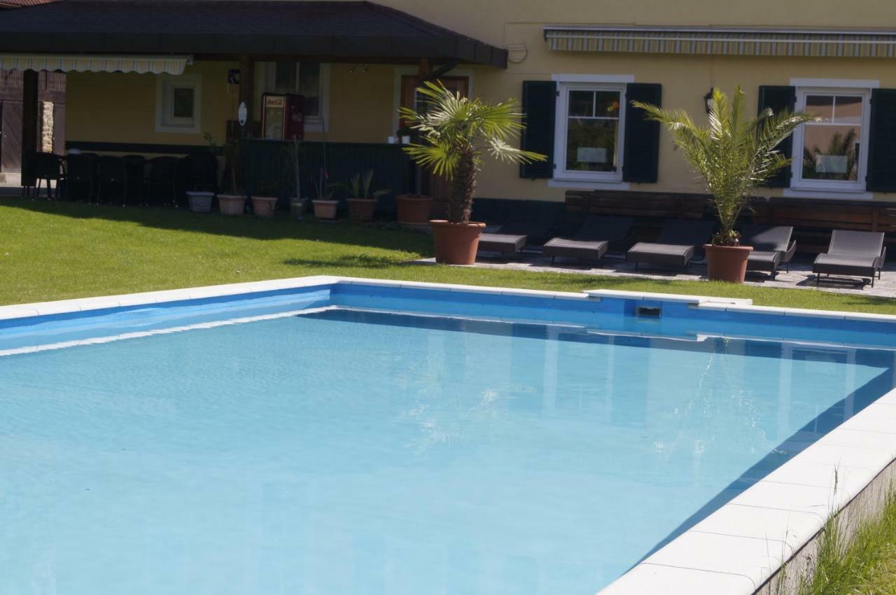 Pension Dobernig - Contactless Check In/Stay Klagenfurt am Woerthersee Екстер'єр фото